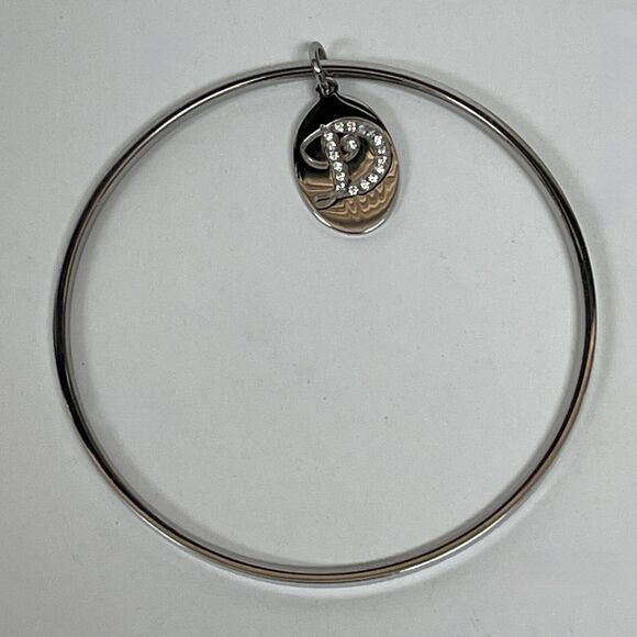 Silver-tone "D" Rhinestones Women's Fashion Bangle Bracelet NWOT - Picture 1 of 2